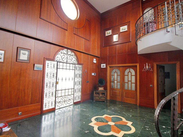 Villa for Sale in Benalmadena, Malaga 12