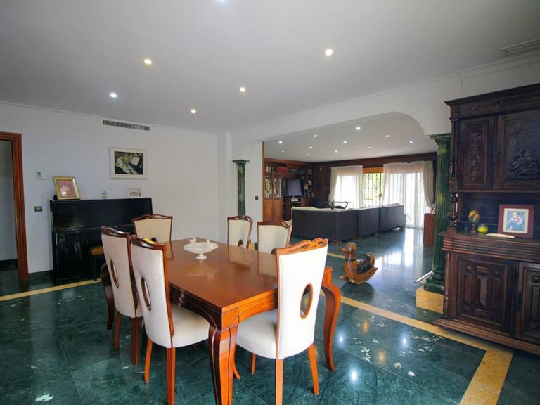Villa for Sale in Benalmadena, Malaga 18