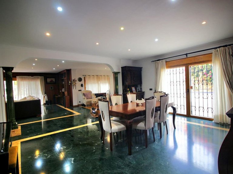 Villa for Sale in Benalmadena, Malaga 19