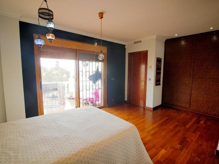 Villa for Sale in Benalmadena, Malaga 43
