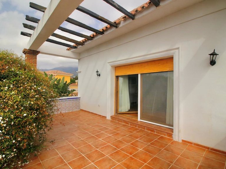 Villa for Sale in Benalmadena, Malaga 6