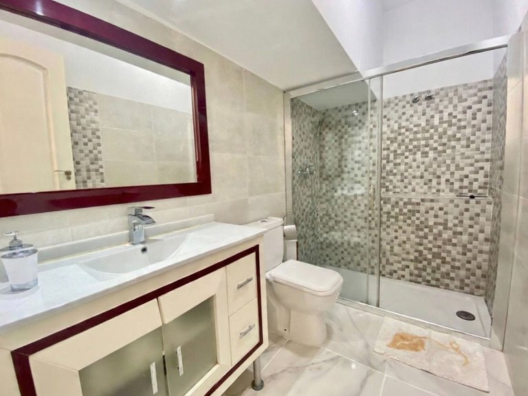 Villa for Sale in Estepona, Malaga 10