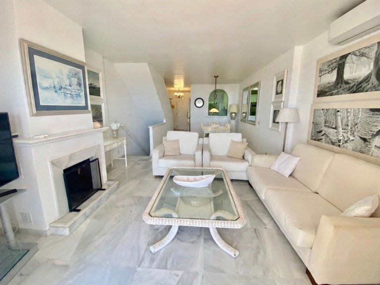 Villa for Sale in Estepona, Malaga 15
