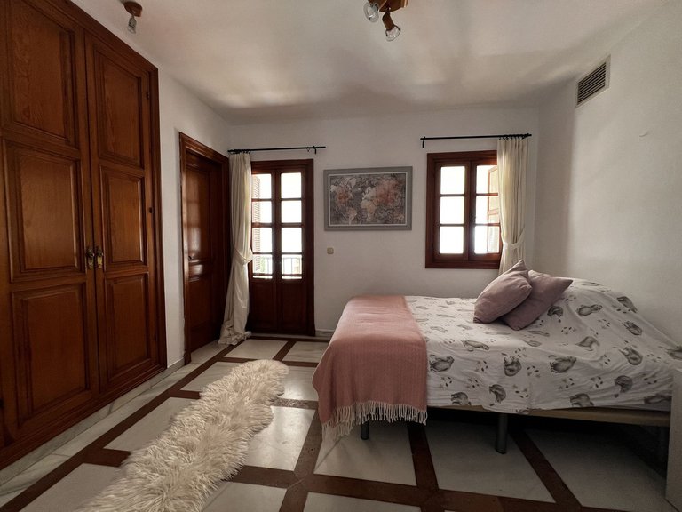Villa for Sale in Estepona, Malaga 29