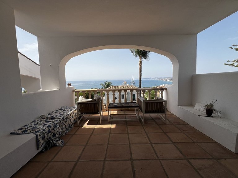 Villa for Sale in Estepona, Malaga 4