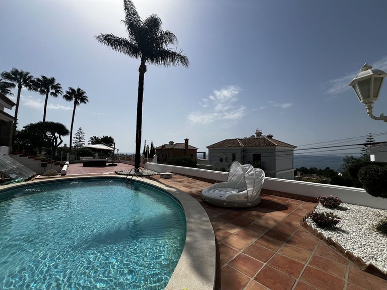 Villa for Sale in Estepona, Malaga 48