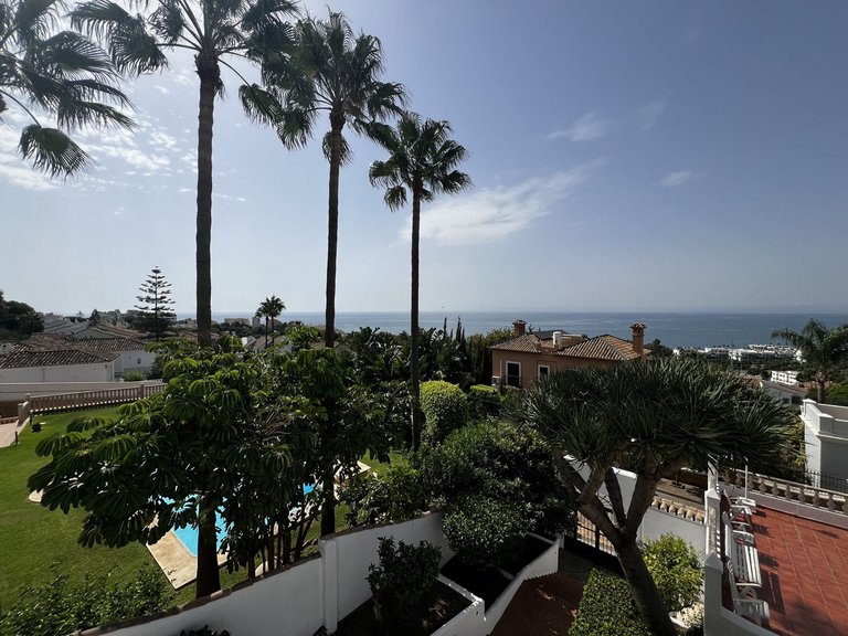 Villa for Sale in Estepona, Malaga 7