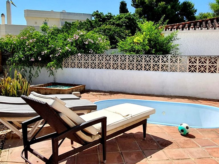 Villa for Sale in Torreblanca, Malaga 2