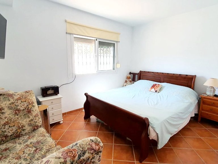 Villa for Sale in Torreblanca, Malaga 8