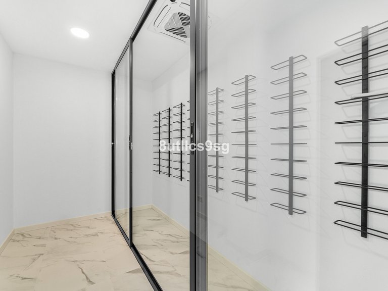 Villa for Sale in Benahavís, Malaga 14