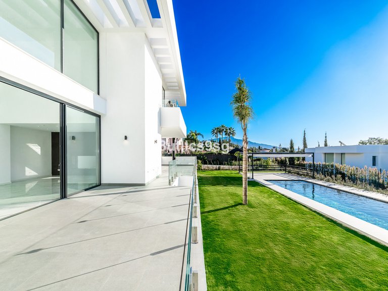 Villa for Sale in Benahavís, Malaga 16
