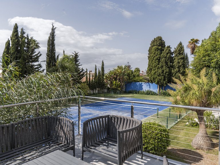Villa for Sale in Marbella, Malaga 18