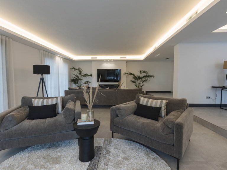 Villa for Sale in Marbella, Malaga 22