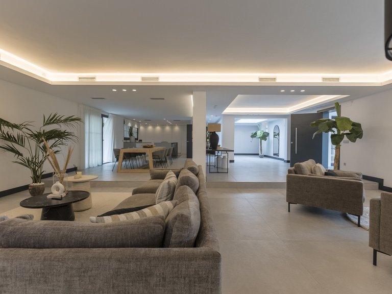 Villa for Sale in Marbella, Malaga 23