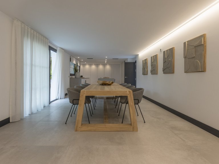 Villa for Sale in Marbella, Malaga 26