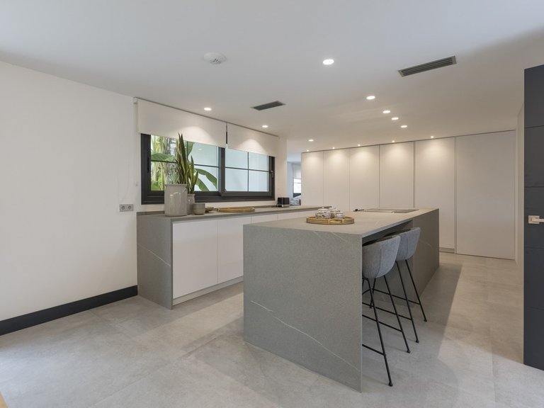 Villa for Sale in Marbella, Malaga 27