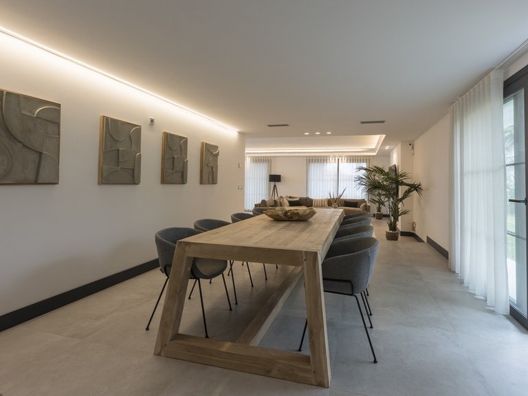 Villa for Sale in Marbella, Malaga 30