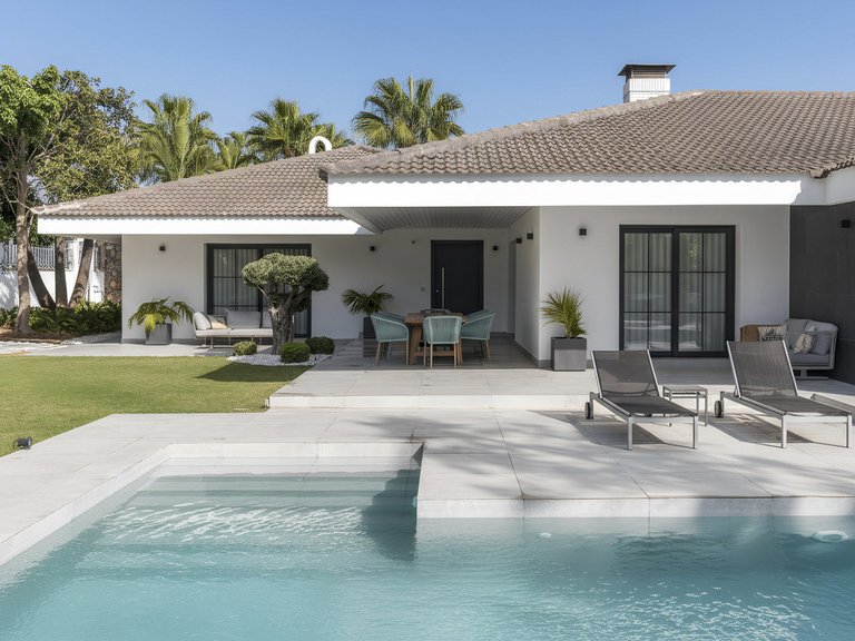 Villa for Sale in Marbella, Malaga 4