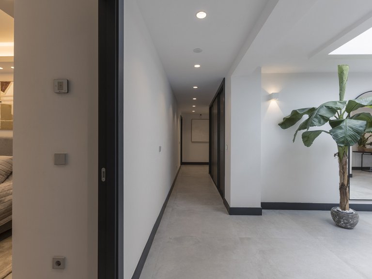 Villa for Sale in Marbella, Malaga 40