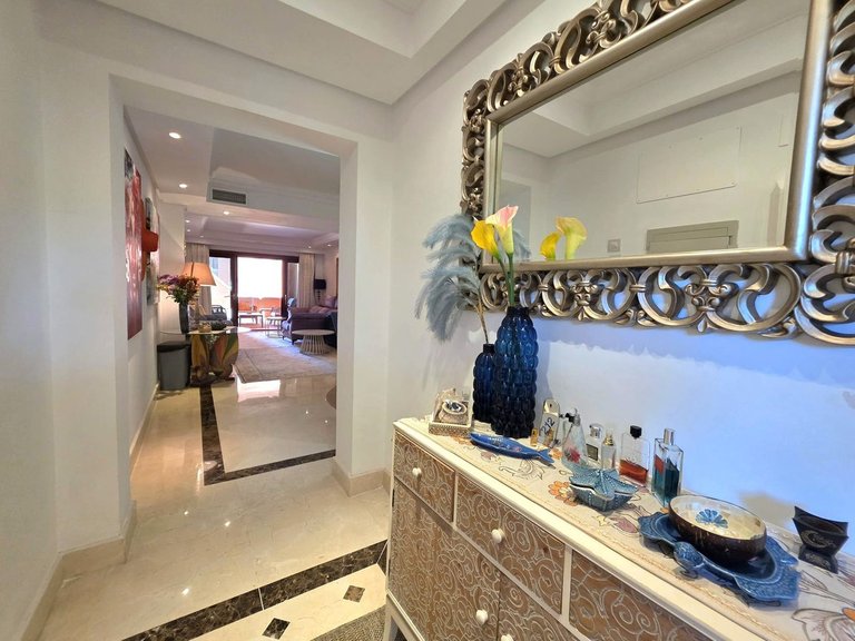 Apartment for Sale in New Golden Mile, Malaga 16