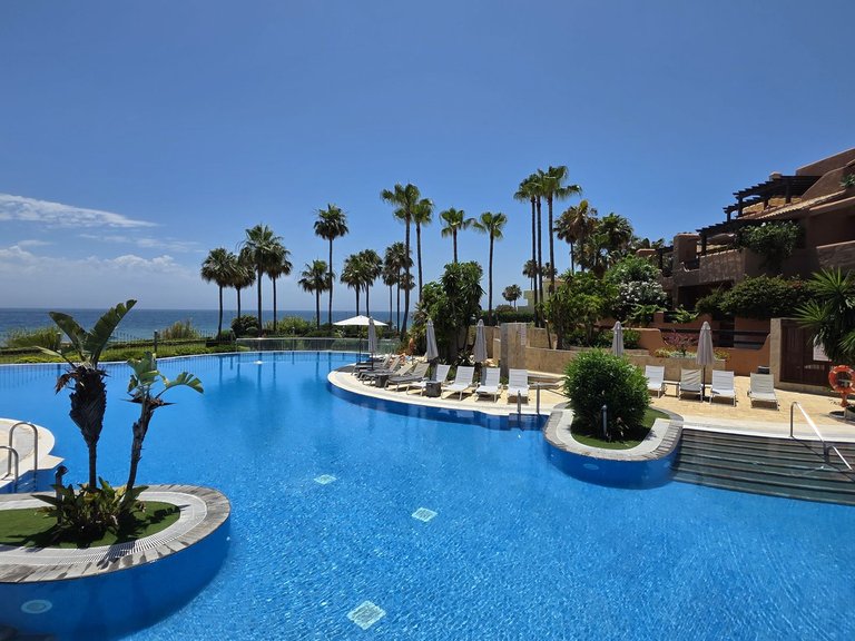 Apartment for Sale in New Golden Mile, Malaga 18