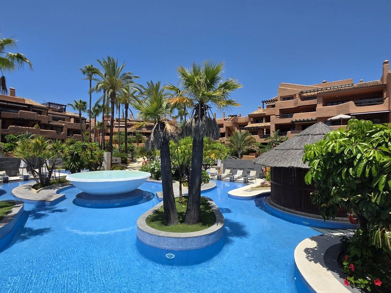 Apartment for Sale in New Golden Mile, Malaga 19