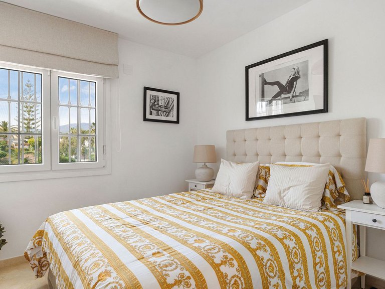 Villa for Sale in Nueva Andalucía, Malaga 20