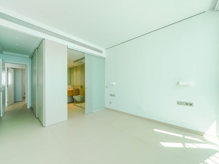 Apartment for Sale in Higueron, Malaga 13