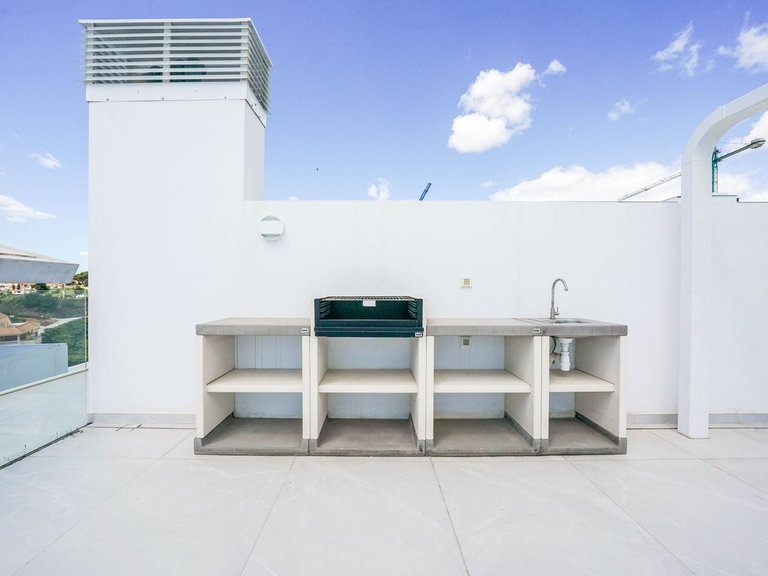 Apartment for Sale in Higueron, Malaga 18
