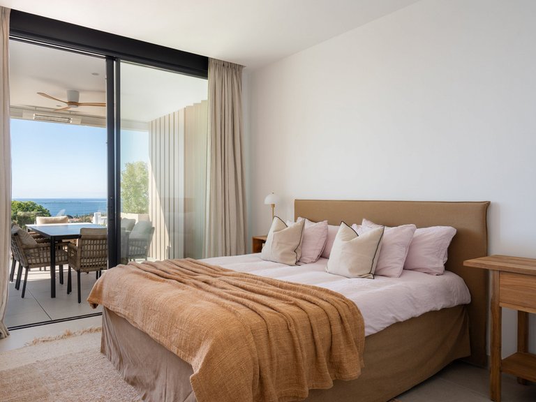Apartment for Sale in Artola, Malaga 15