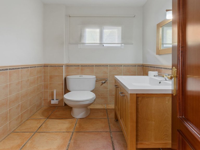 Villa for Sale in Coín, Malaga 29