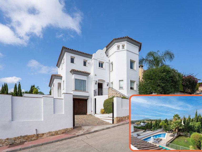 Villa for Sale in Coín, Malaga 3