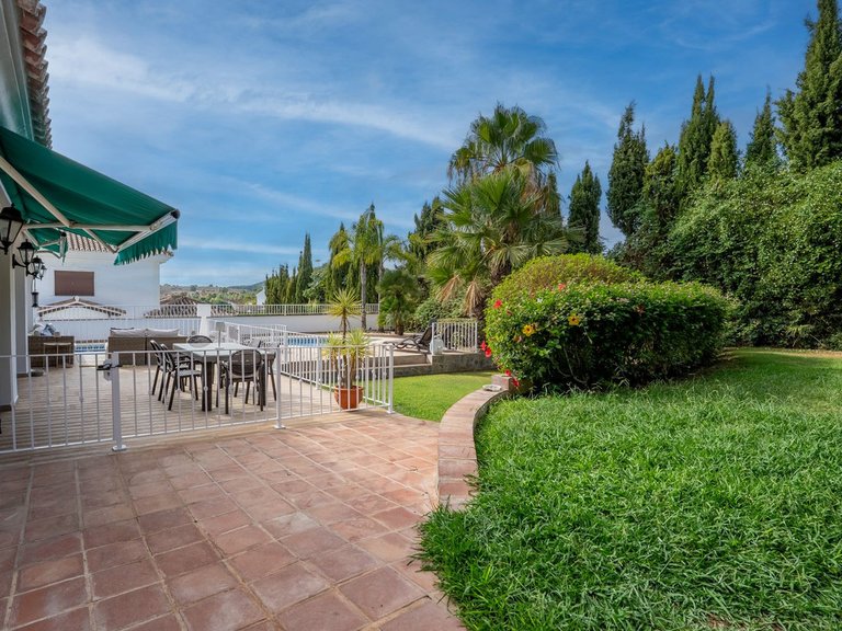 Villa for Sale in Coín, Malaga 32