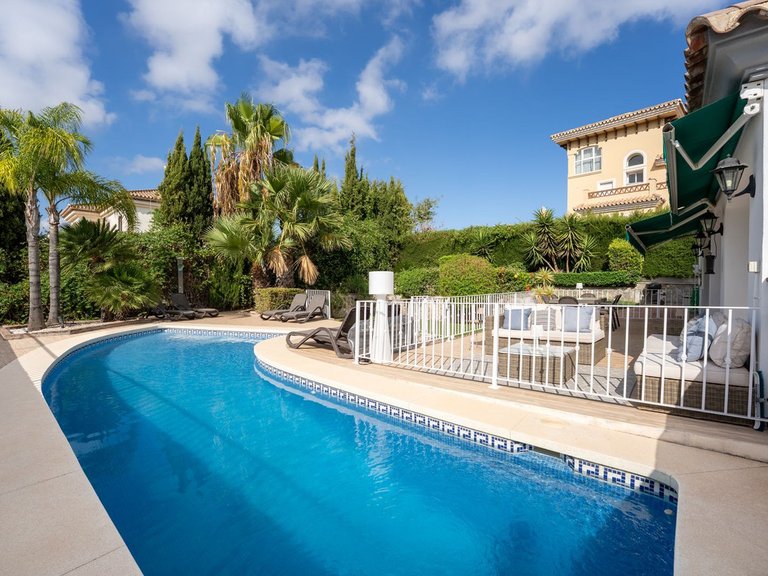 Villa for Sale in Coín, Malaga 4