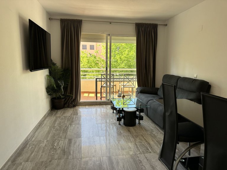 Apartment for Sale in The Golden Mile, Malaga 11