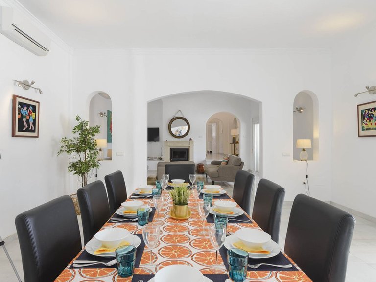 Villa for Sale in Valtocado, Malaga 12