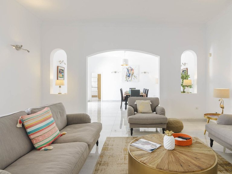 Villa for Sale in Valtocado, Malaga 15