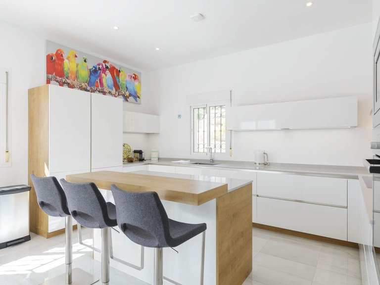 Villa for Sale in Valtocado, Malaga 16