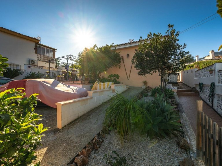 Villa for Sale in Alhaurín El Grande, Malaga 12