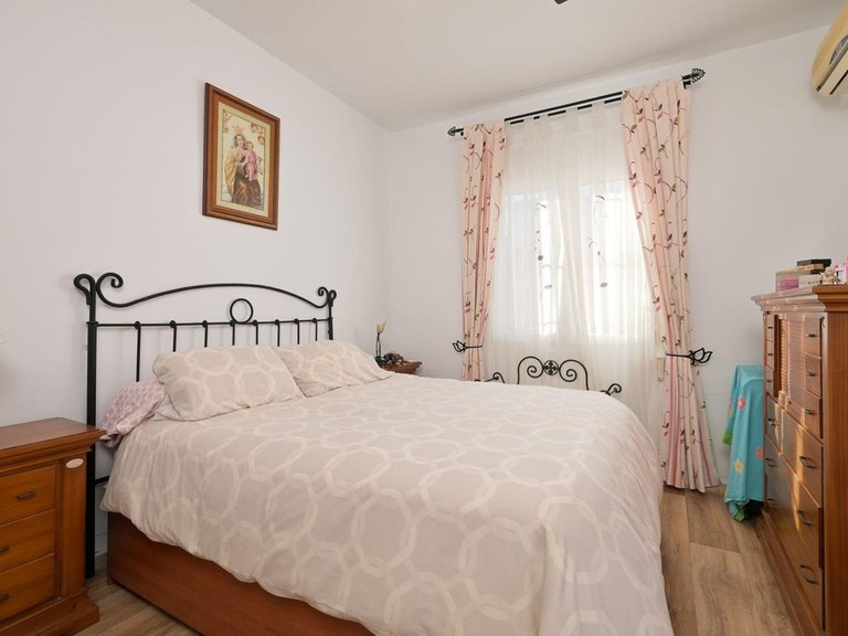 Villa for Sale in Alhaurín El Grande, Malaga 16