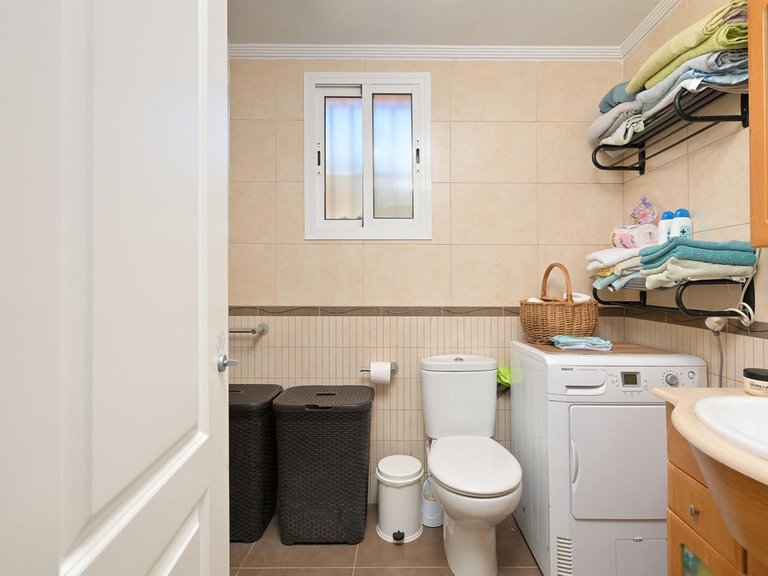 Villa for Sale in Alhaurín El Grande, Malaga 18
