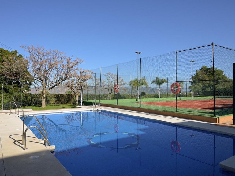 Villa for Sale in Alhaurín El Grande, Malaga 24