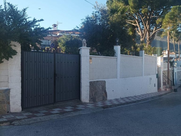 Villa for Sale in Alhaurín El Grande, Malaga 26