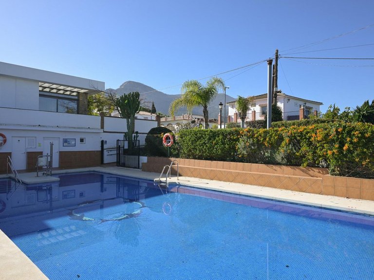 Villa for Sale in Alhaurín El Grande, Malaga 27