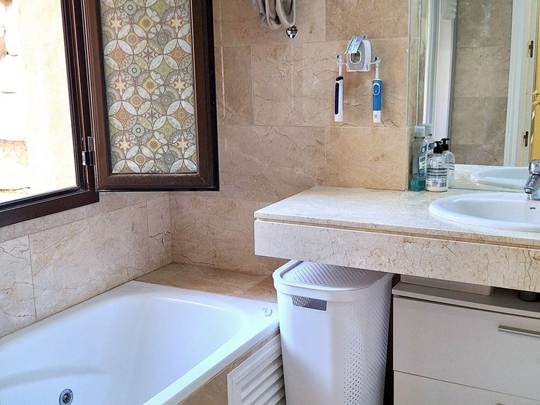 Apartment for Sale in La Duquesa, Malaga 12