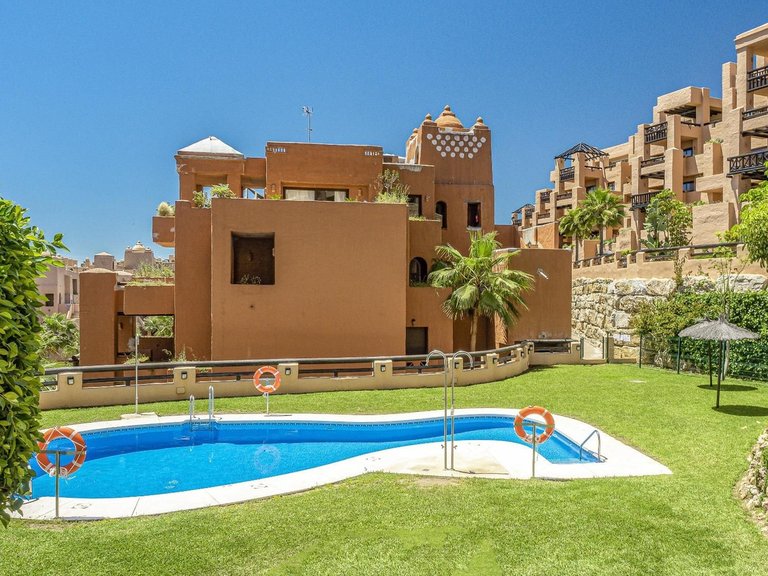 Apartment for Sale in La Duquesa, Malaga 16