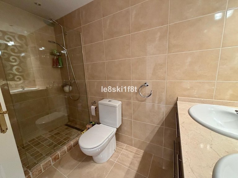 Apartment for Sale in Calahonda, Malaga 12