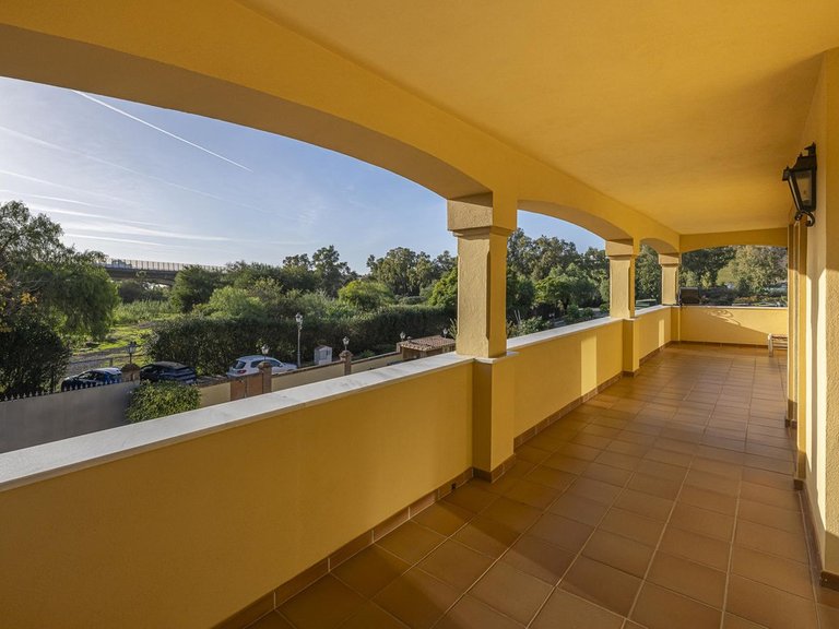 Villa for Sale in La Quinta, Malaga 18