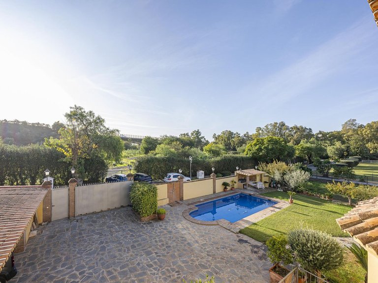 Villa for Sale in La Quinta, Malaga 19