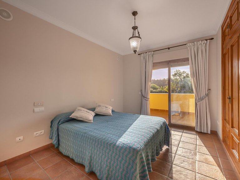 Villa for Sale in La Quinta, Malaga 22